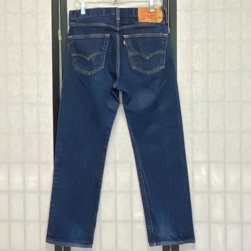 Levis mid rise